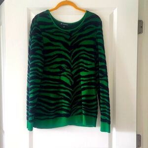 Pretty green and black sweater